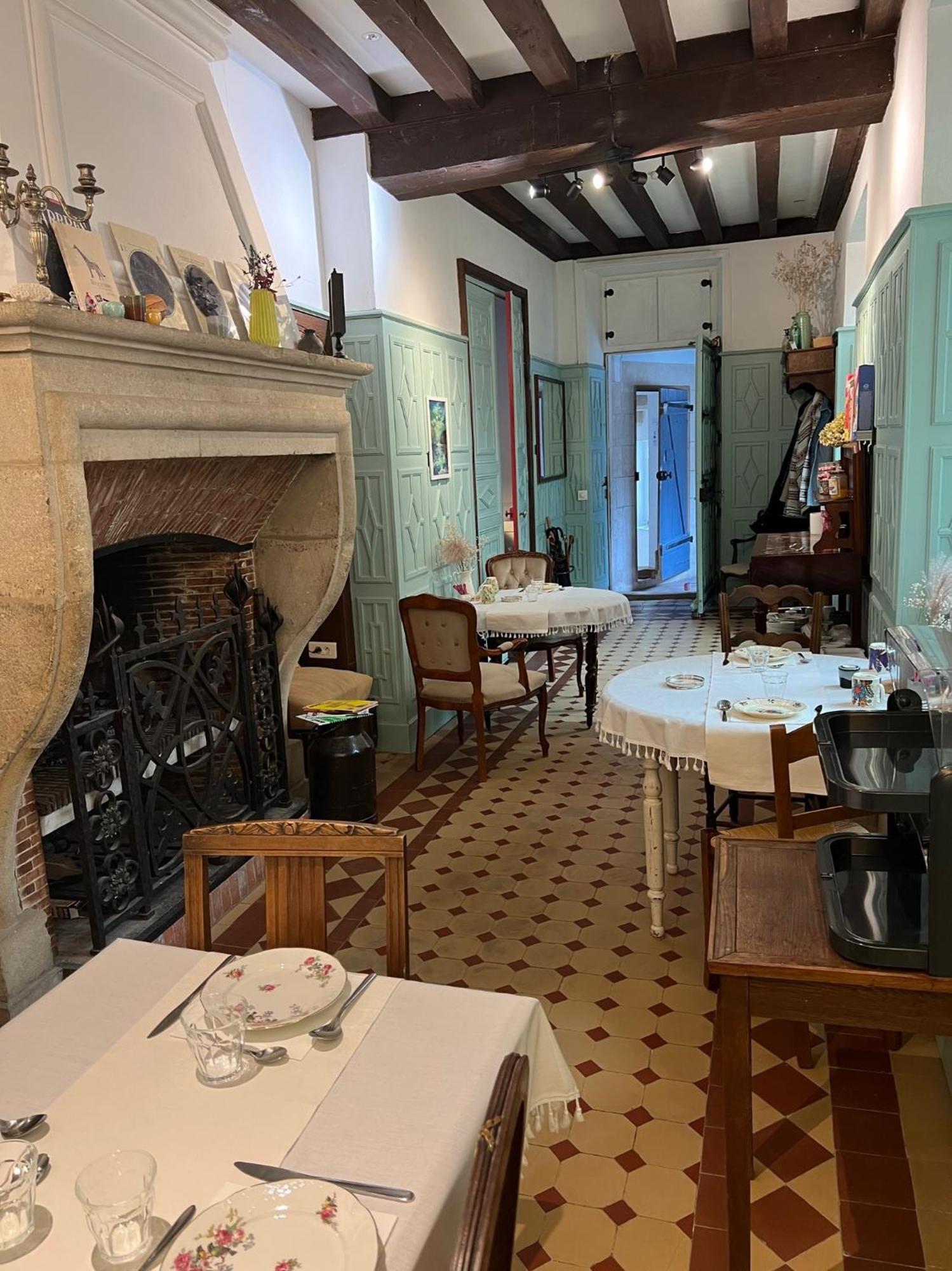 Le Prieure De Buffon Acomodação com café da manhã Exterior foto