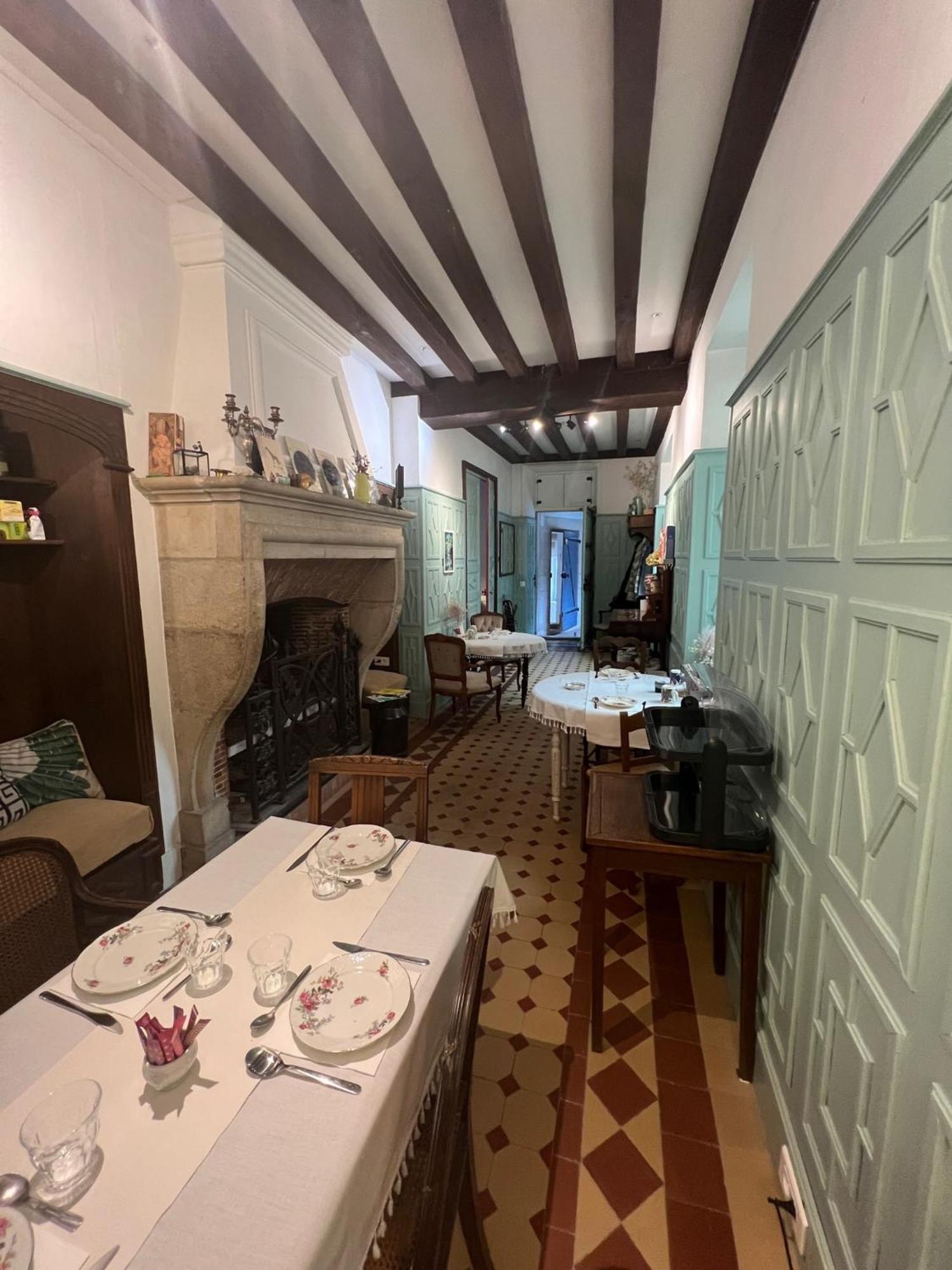 Le Prieure De Buffon Acomodação com café da manhã Exterior foto