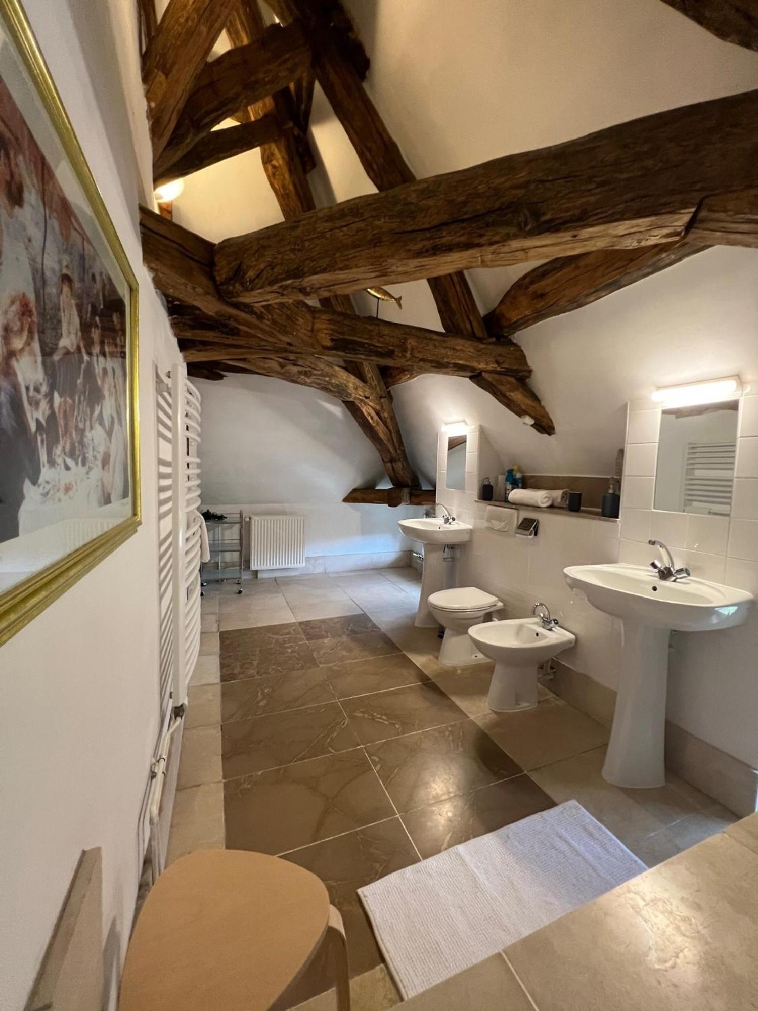 Le Prieure De Buffon Acomodação com café da manhã Quarto foto